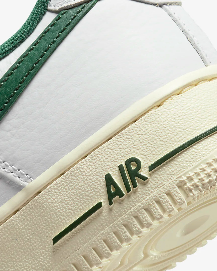 Giày Nike Nữ Air Force 1 '07 LX DR0148-102